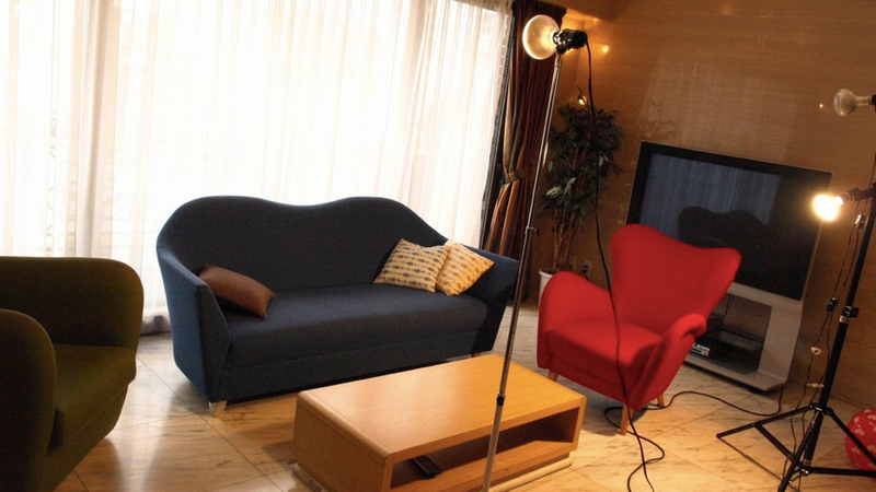 Illustration for article titled Inside Cosplay Photography Events (And a Fancy Shinjuku Apartment)